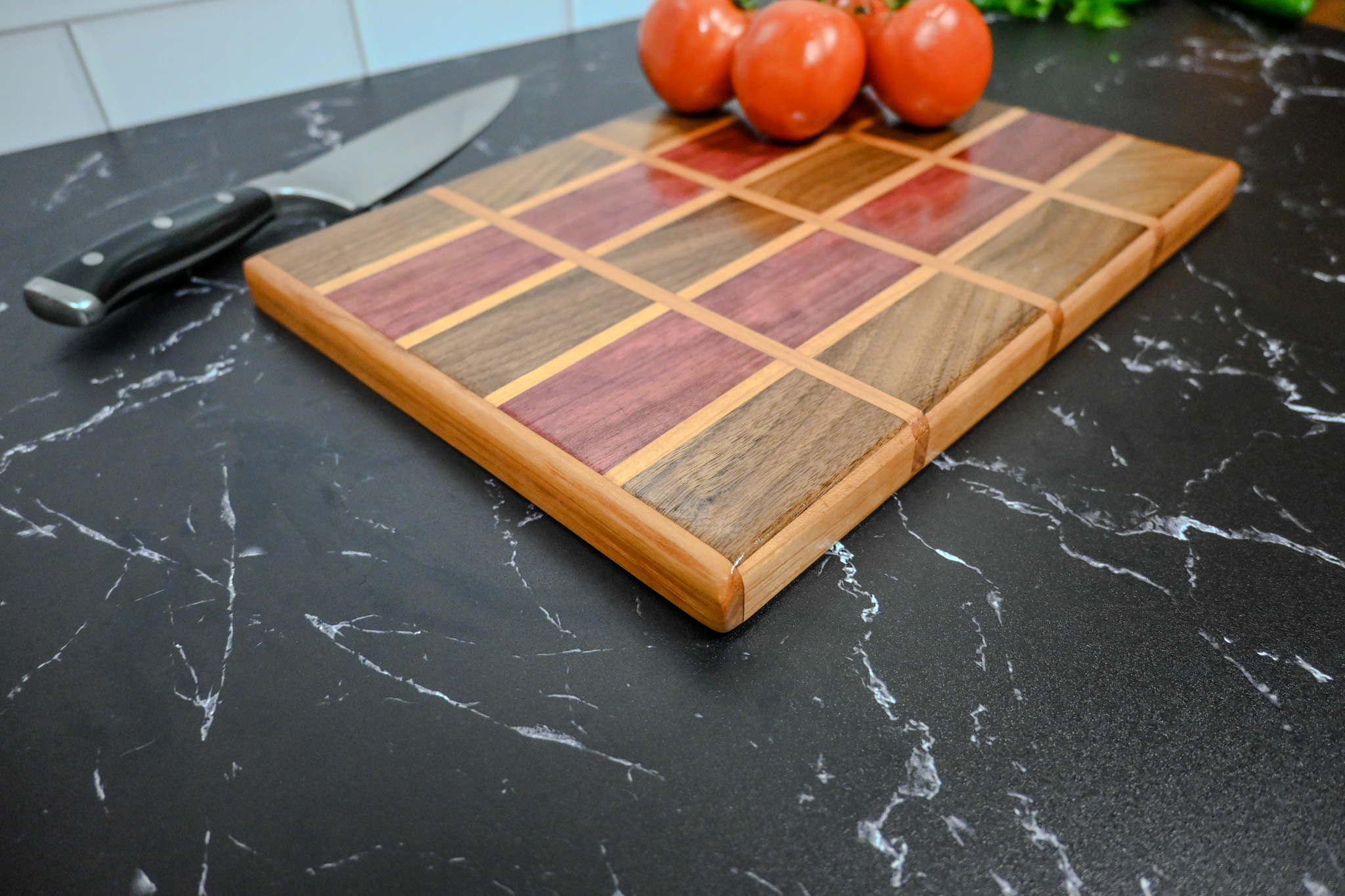 Tiled Edge Grain Cutting Board - Image 4