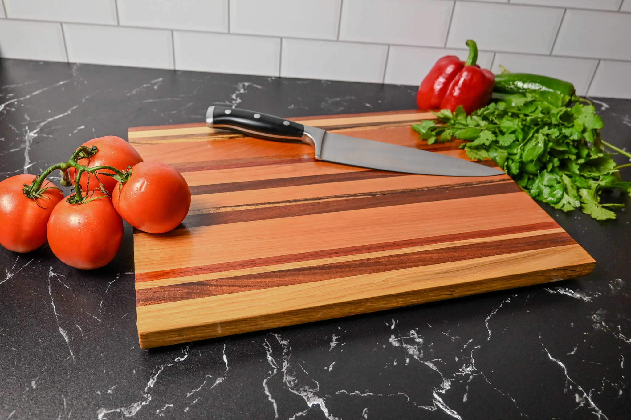 Lightweight and Versatile Edge Grain Cutting Board - Image 1